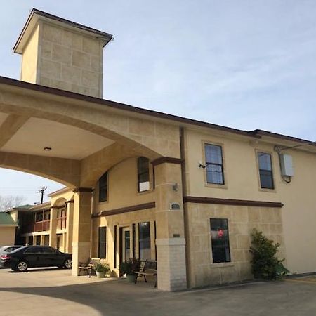 Pinn Road Inn And Suites Lackland Afb And Seaworld San Antonio Bagian luar foto