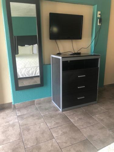 Pinn Road Inn And Suites Lackland Afb And Seaworld San Antonio Bagian luar foto
