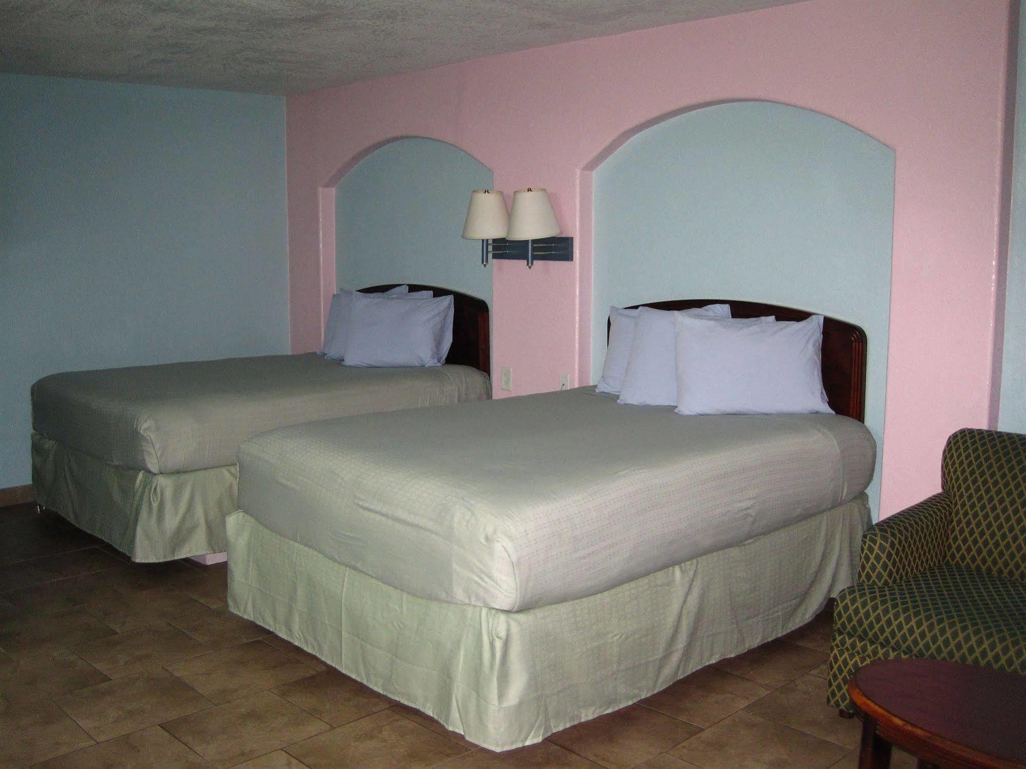Pinn Road Inn And Suites Lackland Afb And Seaworld San Antonio Bagian luar foto
