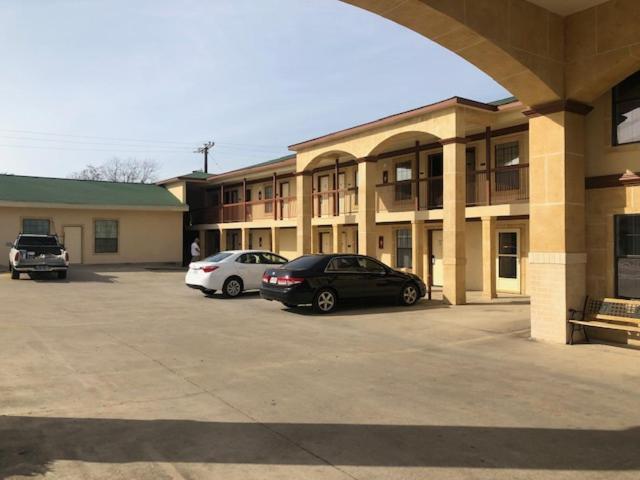 Pinn Road Inn And Suites Lackland Afb And Seaworld San Antonio Bagian luar foto
